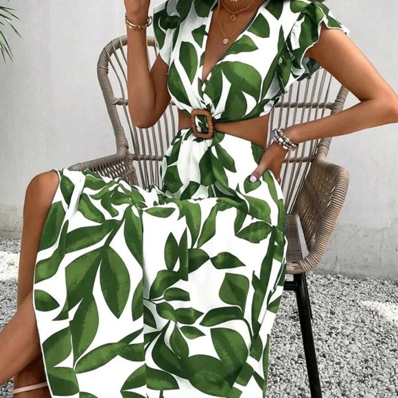 Tropical Print Butterfly Sleeve Dress - Picture 1 of 5
